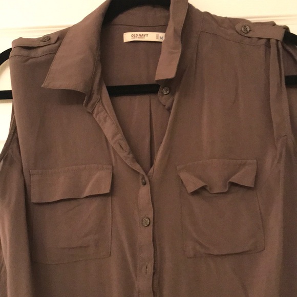 Top - Picture 2 of 2